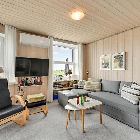 Lovely Apartment In Hvide Sande With Kitchen Havrvig Eksteriør billede